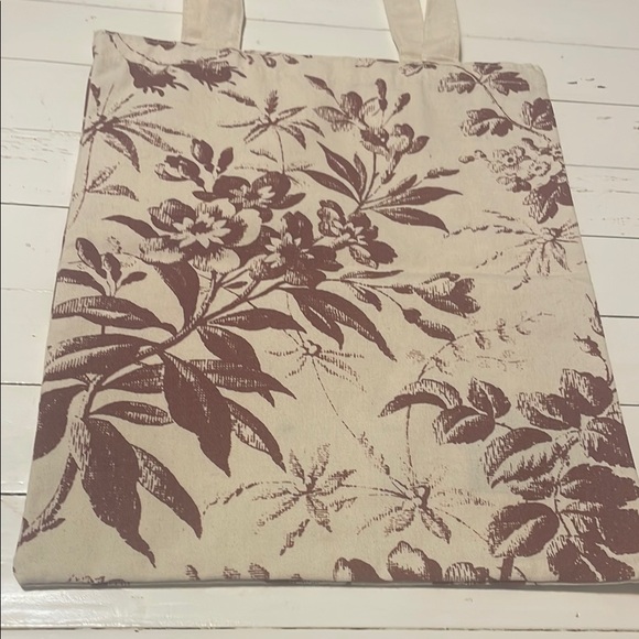 NWOT Gucci Beige Floral Tote Bag - Picture 5 of 6